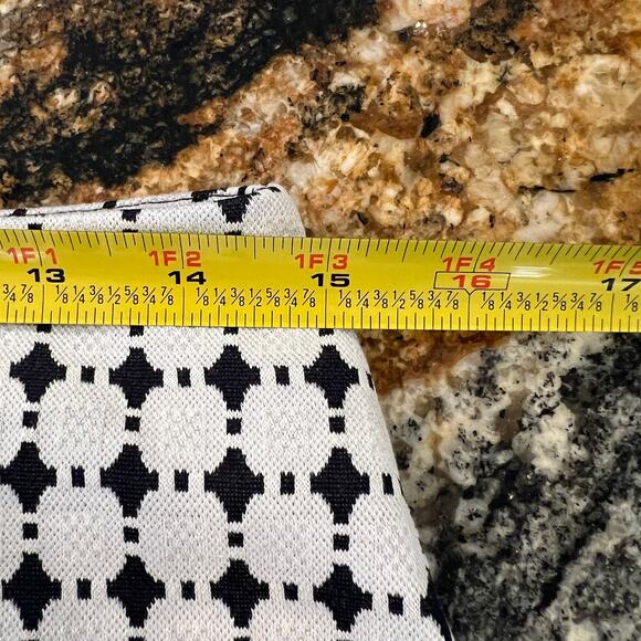 CAbi Women's Black and White/Off 60's Retro Lattice Print Teatime Skirt - SIZE 4 - Picture 7 of 9